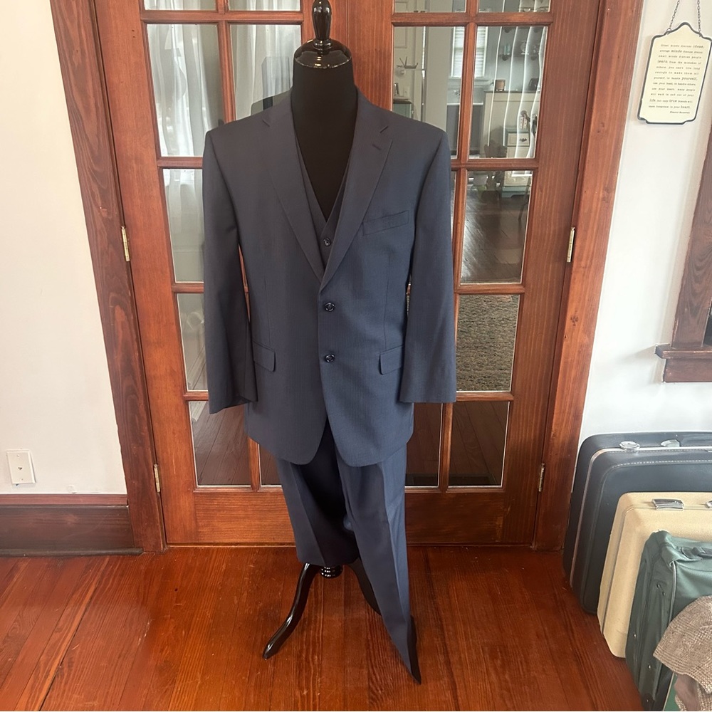 Jones New York 3 Piece Suit 44Reg